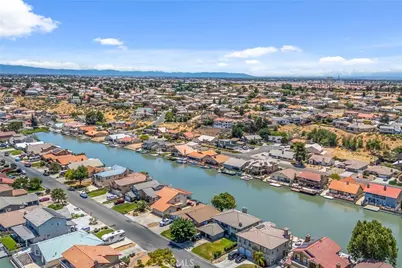 13675 Spring Valley Parkway, Victorville, CA 92395 - Photo 47
