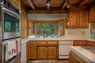 292 John Muir Rd, Lake Arrowhead, CA 92352 - Photo 17