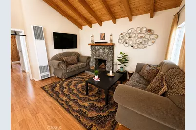 23788 Zuger, Crestline, CA 92325 - Photo 7