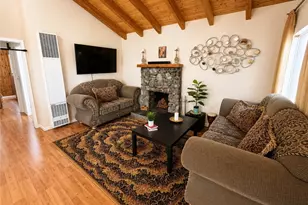 23788 Zuger, Crestline, CA 92325 - Photo 7