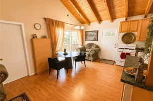23788 Zuger, Crestline, CA 92325 - Photo 9