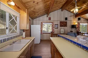621 E Shakespeare Ln, Big Bear City, CA 92314 - Photo 19