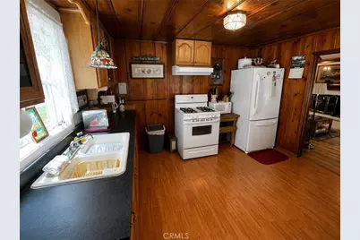 25027 Moon, Crestline, CA 92325 - Photo 5