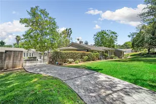 7455 Jola Dr, Riverside, CA 92506 - Photo 69