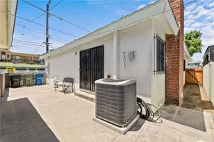 301 E Buckthorn St, Inglewood, CA 90301 - Photo 27