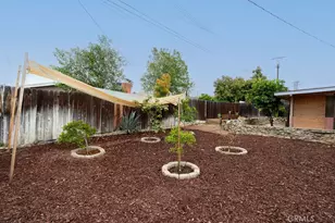25 Dale Ln, Redlands, CA 92373 - Photo 21
