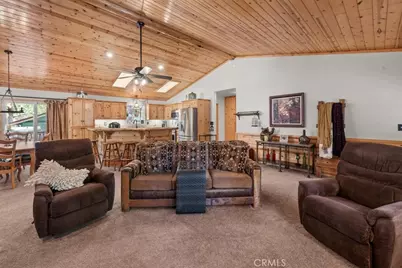 525 E Angeles Boulevard, Big Bear City, CA 92314 - Photo 7