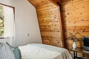 1226 Bridal Path, Rimforest, CA 92378 - Photo 25