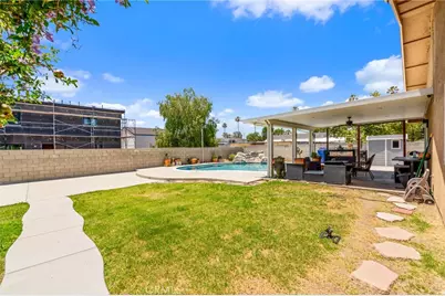 17343 Anastasia, Fontana, CA 92335 - Photo 31