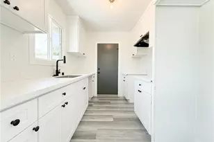 519 S Holly St, Compton, CA 90221 - Photo 9