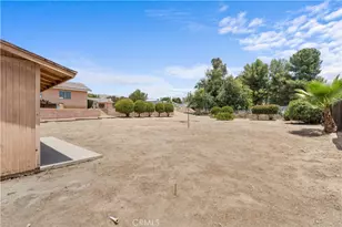 33227 Ave D, Yucaipa, CA 92399 - Photo 37