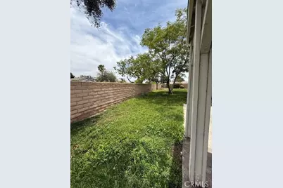 611 N Driftwood, Rialto, CA 92376 - Photo 29