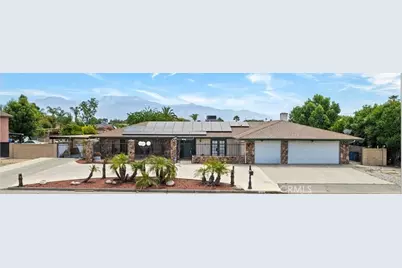 210 N N Hemet St, Hemet, CA 92544 - Photo 1
