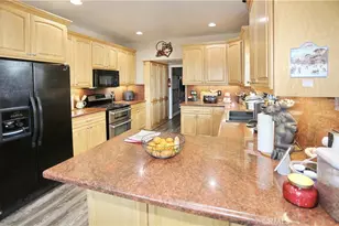 2097 Fox, Big Bear City, CA 92314 - Photo 13