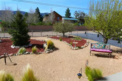 2097 Fox, Big Bear City, CA 92314 - Photo 11