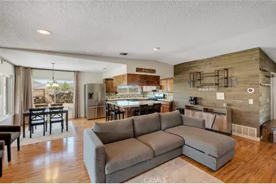 13740 Hidden Valley, Victorville, CA 92395 - Photo 5