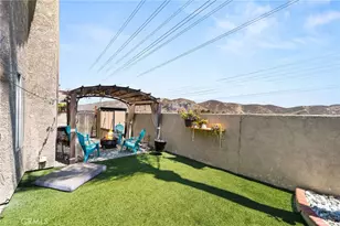 11394 Azure Ct, Fontana, CA 92337 - Photo 31