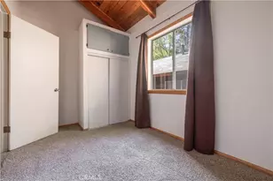315 San Bernardino, Sugarloaf, CA 92386 - Photo 9