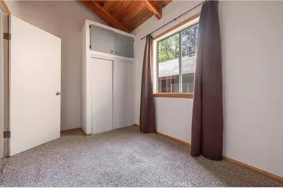 315 San Bernardino, Sugarloaf, CA 92386 - Photo 9