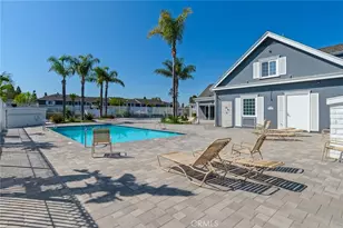 181 Yorktown Ln, Costa Mesa, CA 92626 - Photo 19
