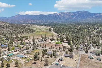 1383 Shay, Big Bear City, CA 92314 - Photo 65