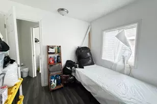 958 E 105th, Los Angeles, CA 90002 - Photo 13