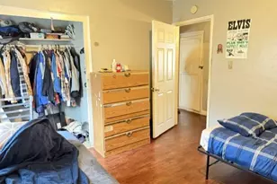 958 E 105th, Los Angeles, CA 90002 - Photo 11