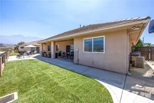 35102 Persimmon, Yucaipa, CA 92399 - Photo 47
