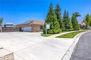 35102 Persimmon, Yucaipa, CA 92399 - Photo 7