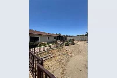 9765 Sycamore, Fontana, CA 92335 - Photo 3
