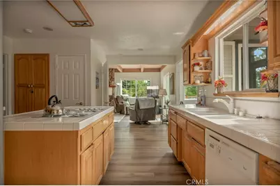395 Primrose, Lake Arrowhead, CA 92352 - Photo 7
