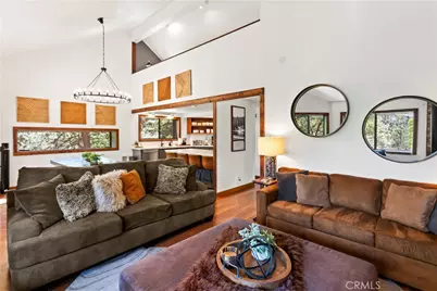 26561 Thunderbird, Lake Arrowhead, CA 92352 - Photo 17