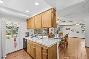 1171 Canyon View Ln, Colton, CA 92324 - Photo 9