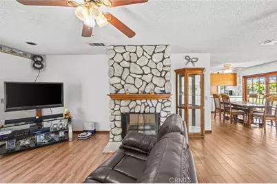 1171 Canyon View Lane, Colton, CA 92324 - Photo 17