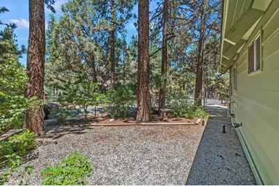 424 Garrick, Big Bear City, CA 92314 - Photo 27