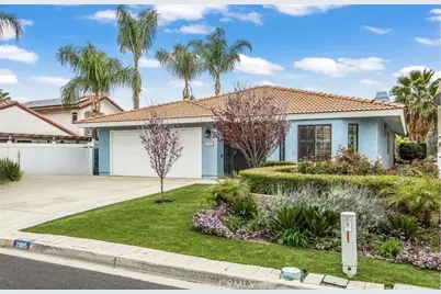 21815 Strawberry Lane, Canyon Lake, CA 92587 - Photo 3