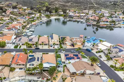 21815 Strawberry Lane, Canyon Lake, CA 92587 - Photo 35