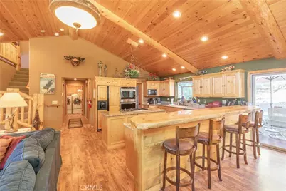 301 Starlight, Big Bear Lake, CA 92315 - Photo 11