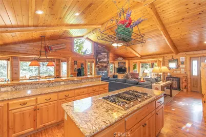 301 Starlight, Big Bear Lake, CA 92315 - Photo 7
