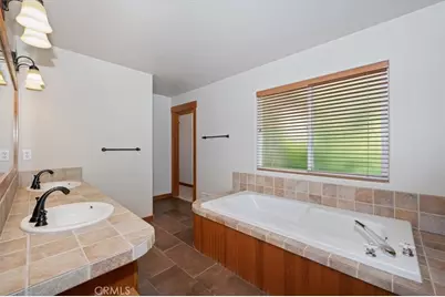 992 Sandalwood, Lake Arrowhead, CA 92352 - Photo 27