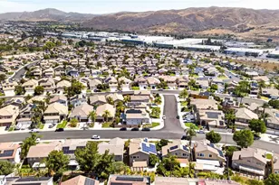 9123 Blue Flag St, Corona, CA 92883 - Photo 47