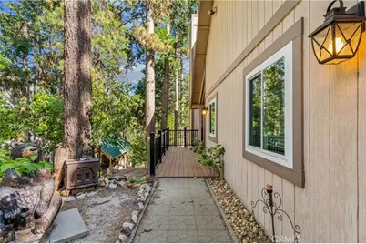 628 Grass Valley Road, Lake Arrowhead, CA 92352 - Photo 19