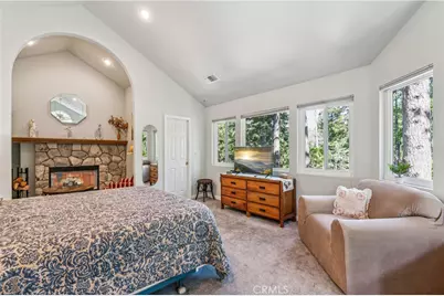 628 Grass Valley Road, Lake Arrowhead, CA 92352 - Photo 27