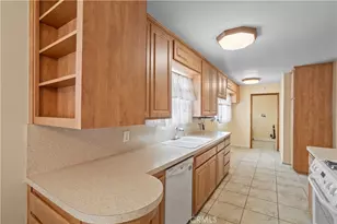 1220 W Young, Wilmington, CA 90744 - Photo 19