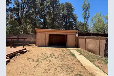 329 Downey, Big Bear City, CA 92314 - Photo 31