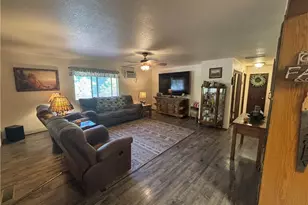 329 Downey, Big Bear City, CA 92314 - Photo 7