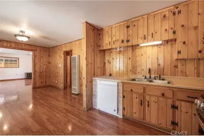 863 B Lane, Big Bear City, CA 92314 - Photo 5