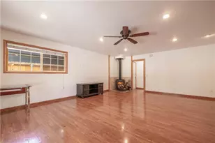 863 B Ln, Big Bear City, CA 92314 - Photo 9