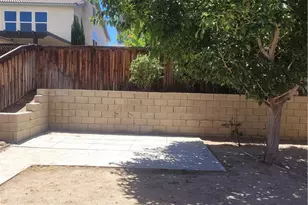 10242 Allie, Hesperia, CA 92345 - Photo 5