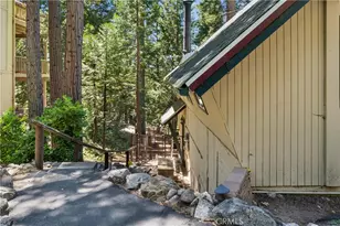 111 Grizzly, Lake Arrowhead, CA 92317 - Photo 57